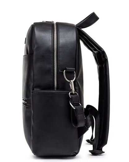Carter side view | Baby Bag by Remmii